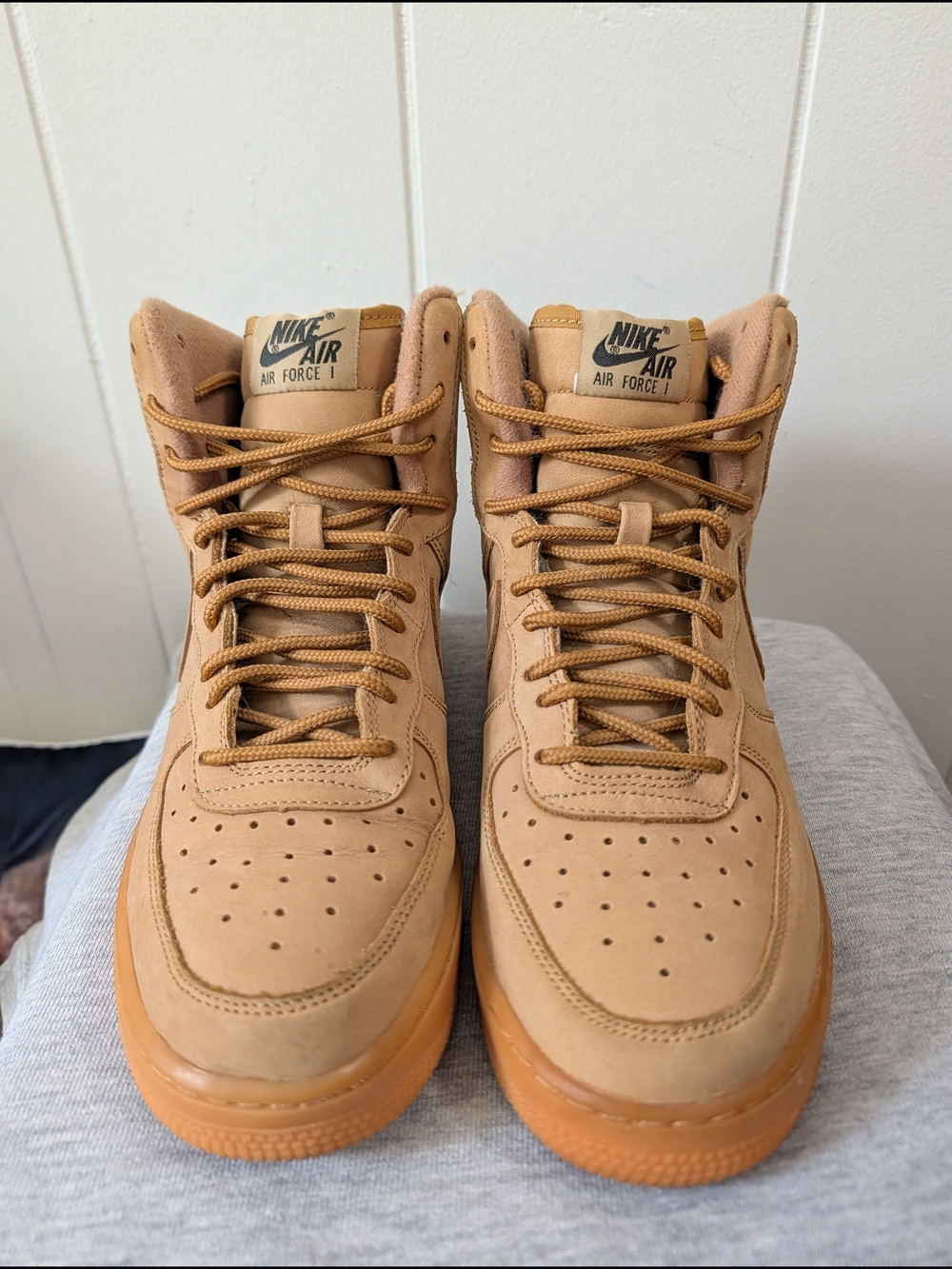 Nike Air Force 1 High '07 LV8 WB "Flax" sneakers in a tan suede material. [1, 2] - Picture 2 of 9